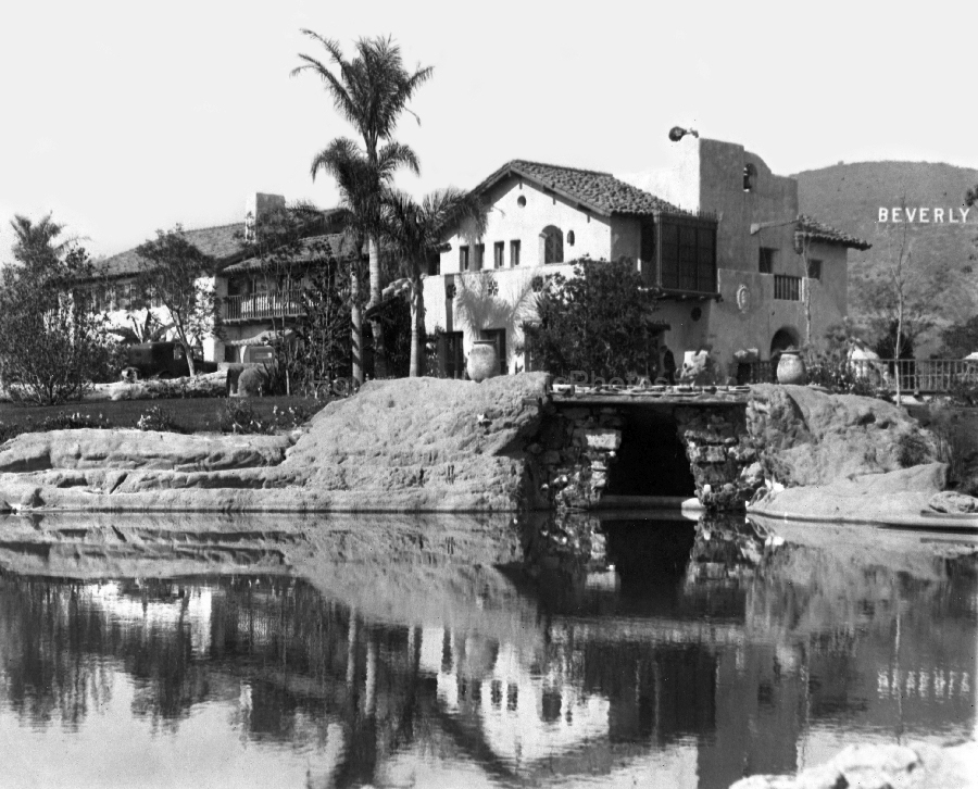 Thomas Ince Estate 1924 WM.jpg